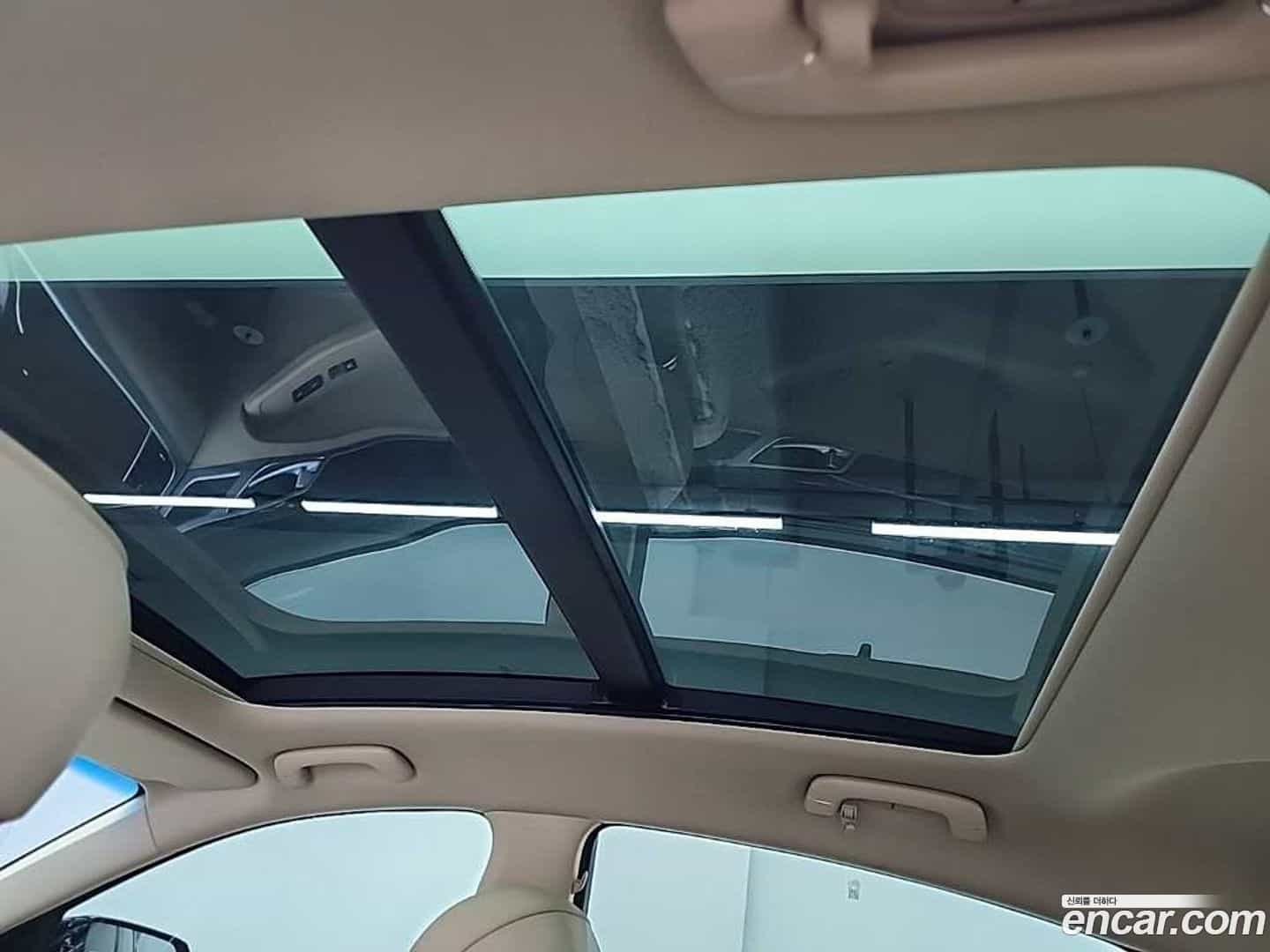 Genesis Hyundai 2015.3-OPTION-018