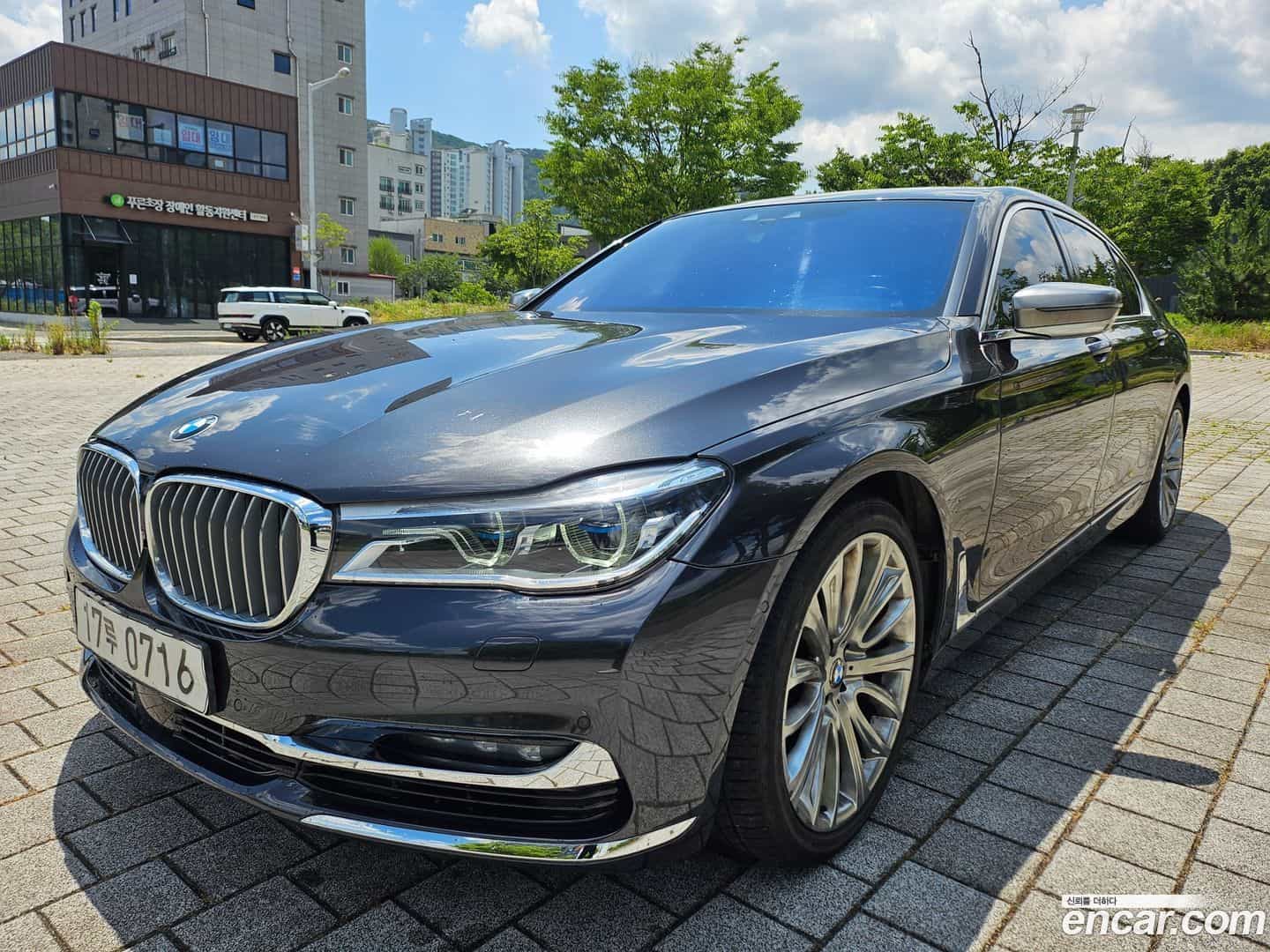 7-Series BMW 2016.4-OUTER-002