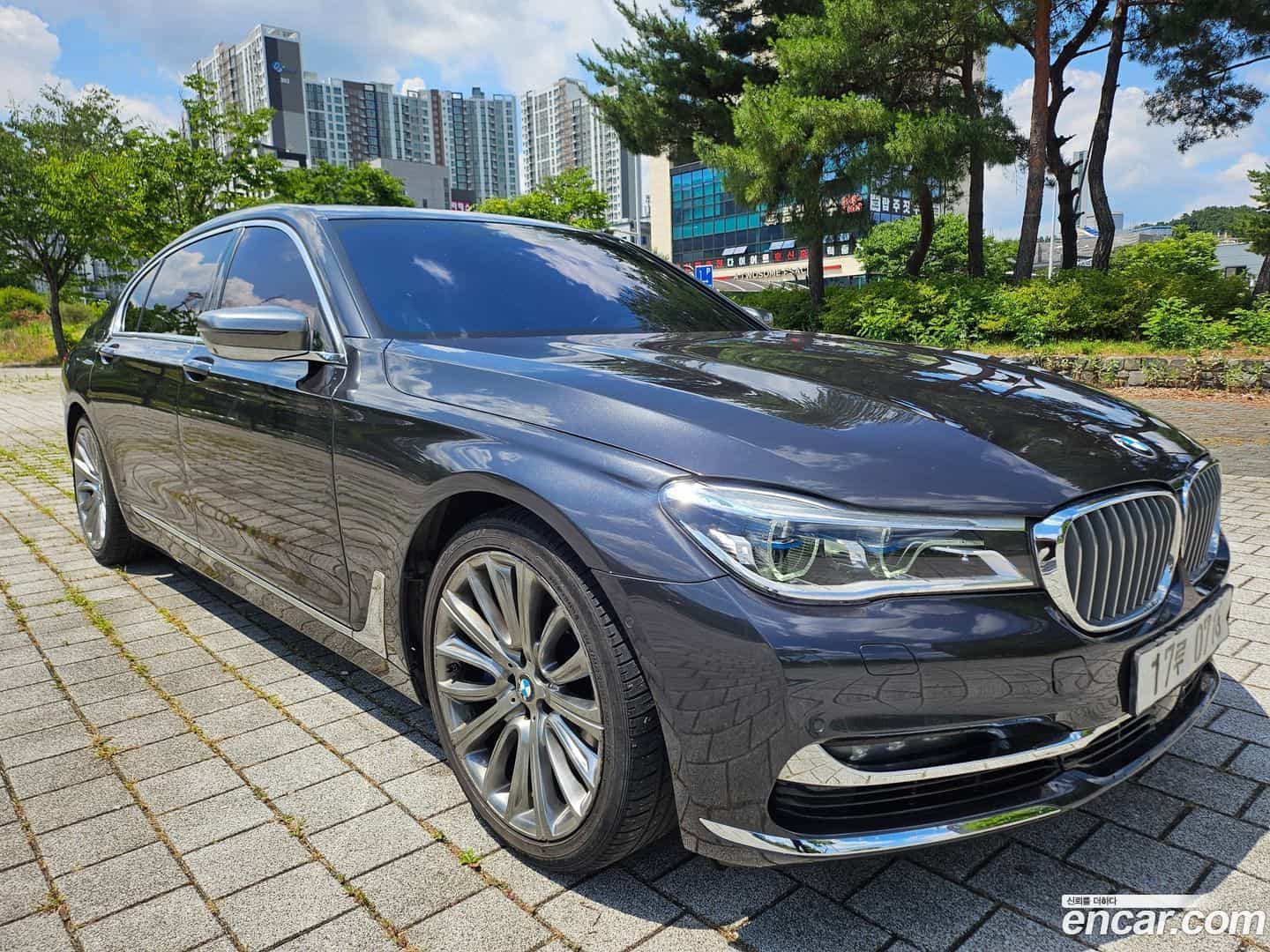 7-Series BMW 2016.4-OUTER-003