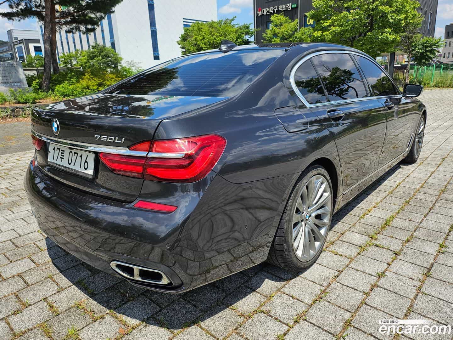 7-Series BMW 2016.4-OUTER-006