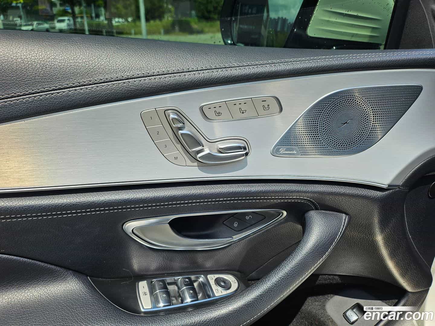 CLS-Class Mercedes-Benz 2019.0-OPTION-017