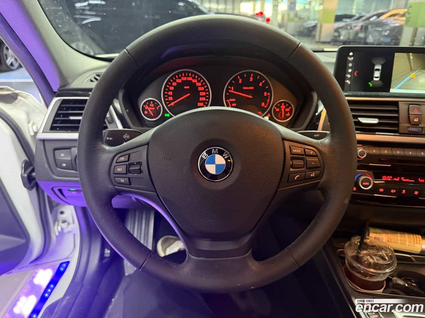 3-Series BMW 2018.1-OPTION-015