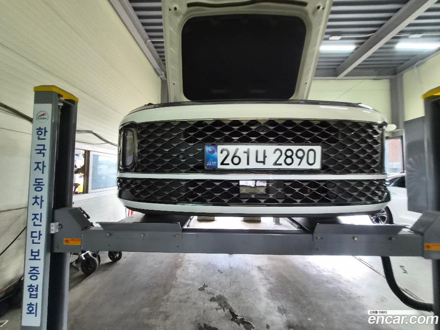 Main__Slider__Photo:Grandeur Hyundai 2024.4-0