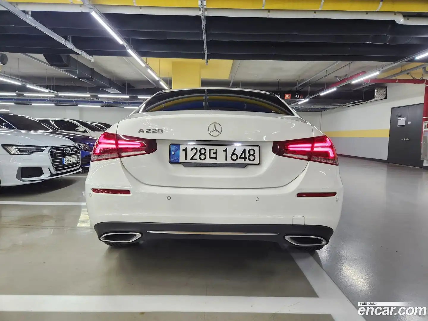 A-Class Mercedes-Benz 2022.9-OUTER-004
