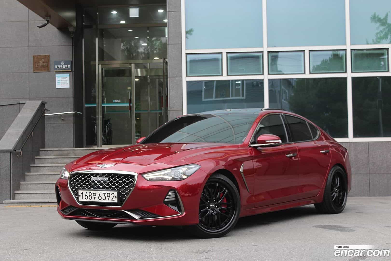 G70 Genesis 2018.0-OUTER-001
