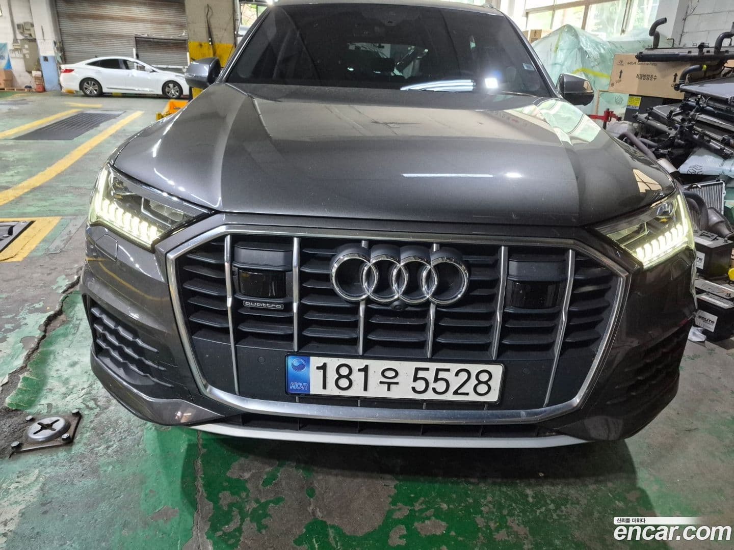 Main__Slider__Photo:Q7 Audi 2021.1-0