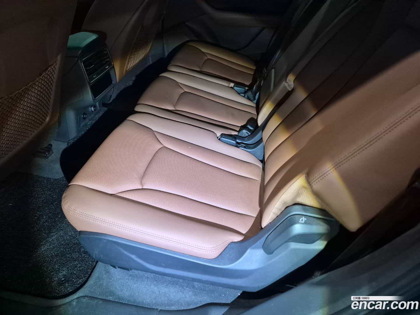 Q7 Audi 2021.1-OUTER-004