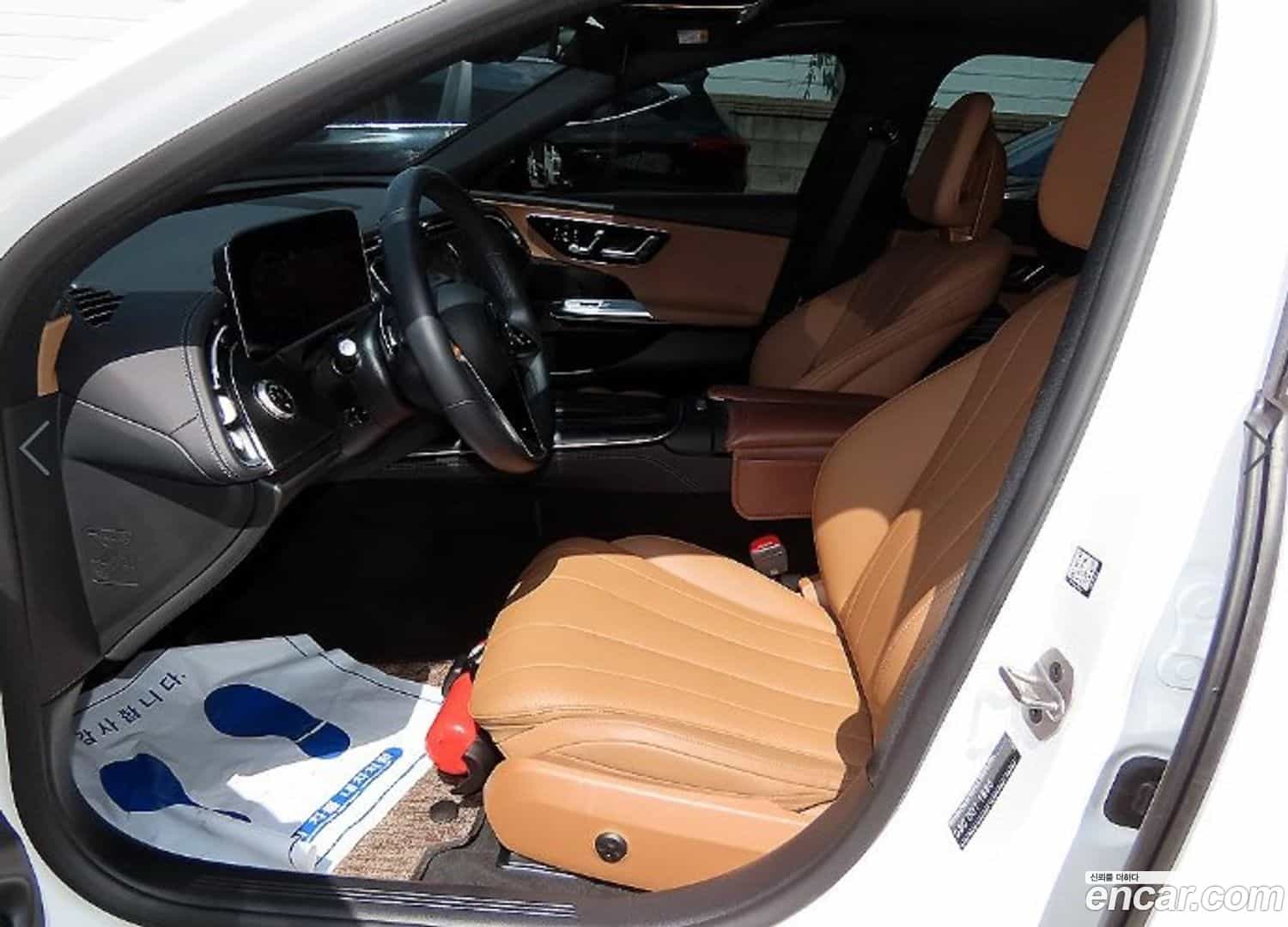 E-Class Mercedes-Benz 2025.3-OUTER-005