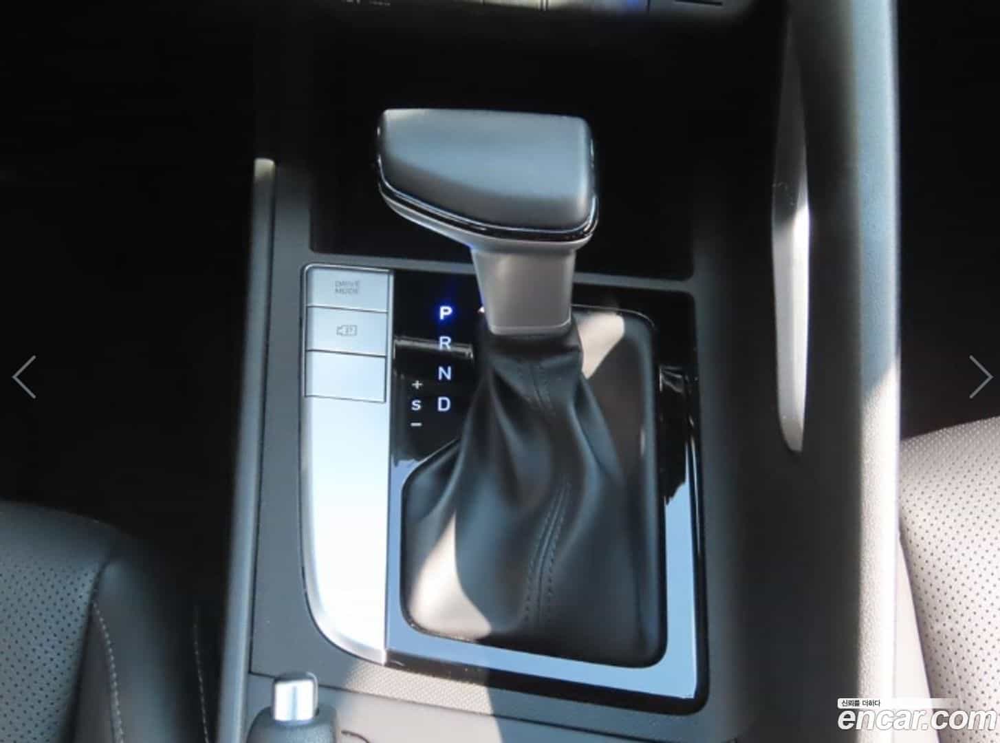 AVANTE Hyundai 2022.8-OPTION-016