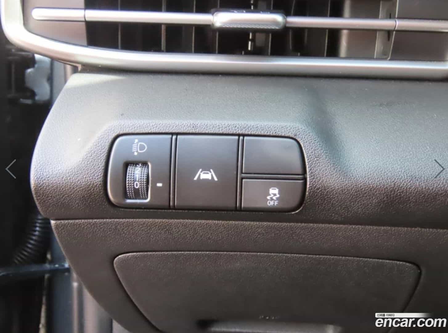 AVANTE Hyundai 2022.8-OPTION-018