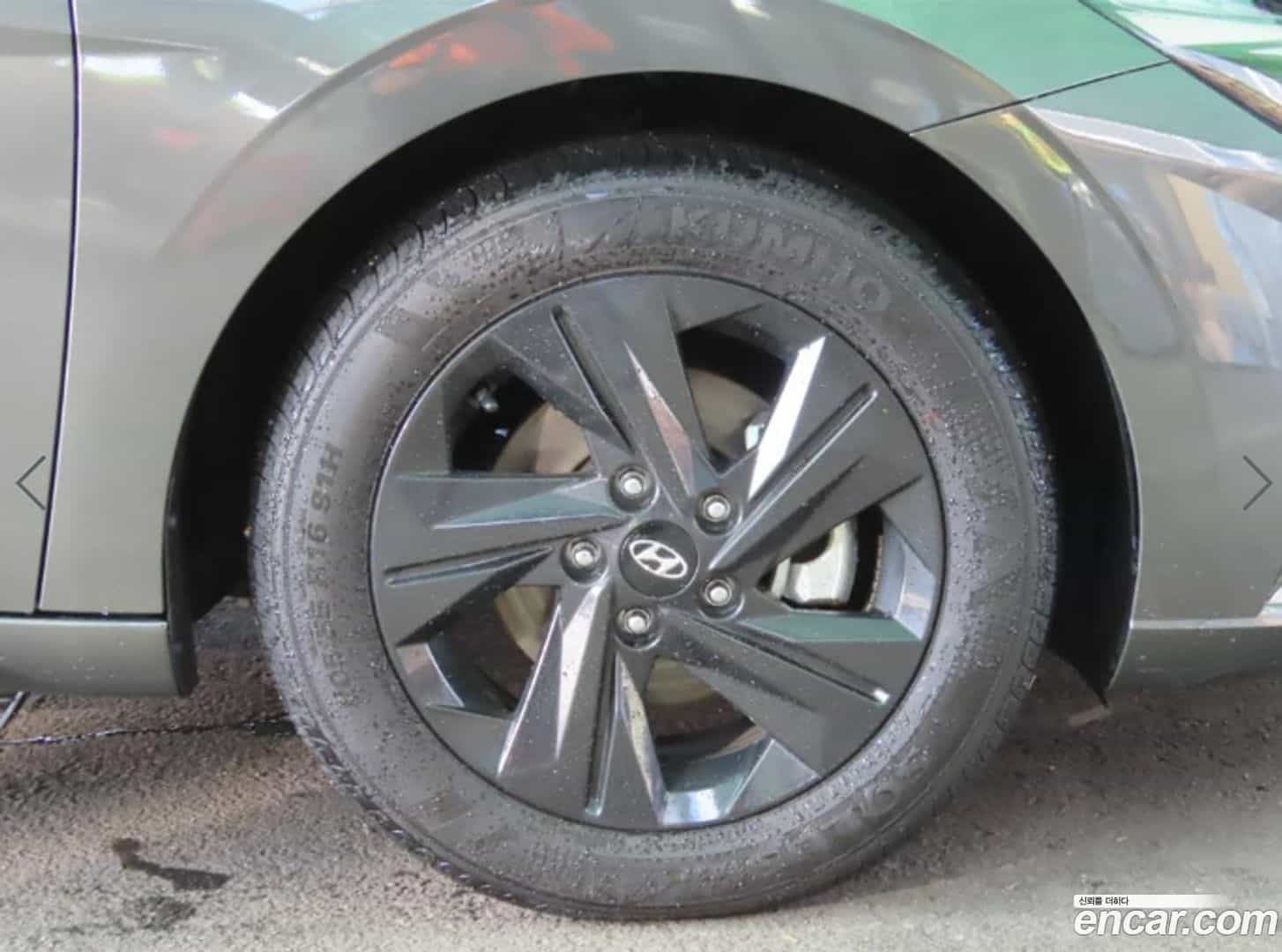 AVANTE Hyundai 2022.8-OPTION-024