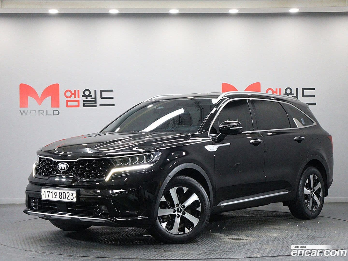 Main__Slider__Photo:Sorento Kia 2020.11-0