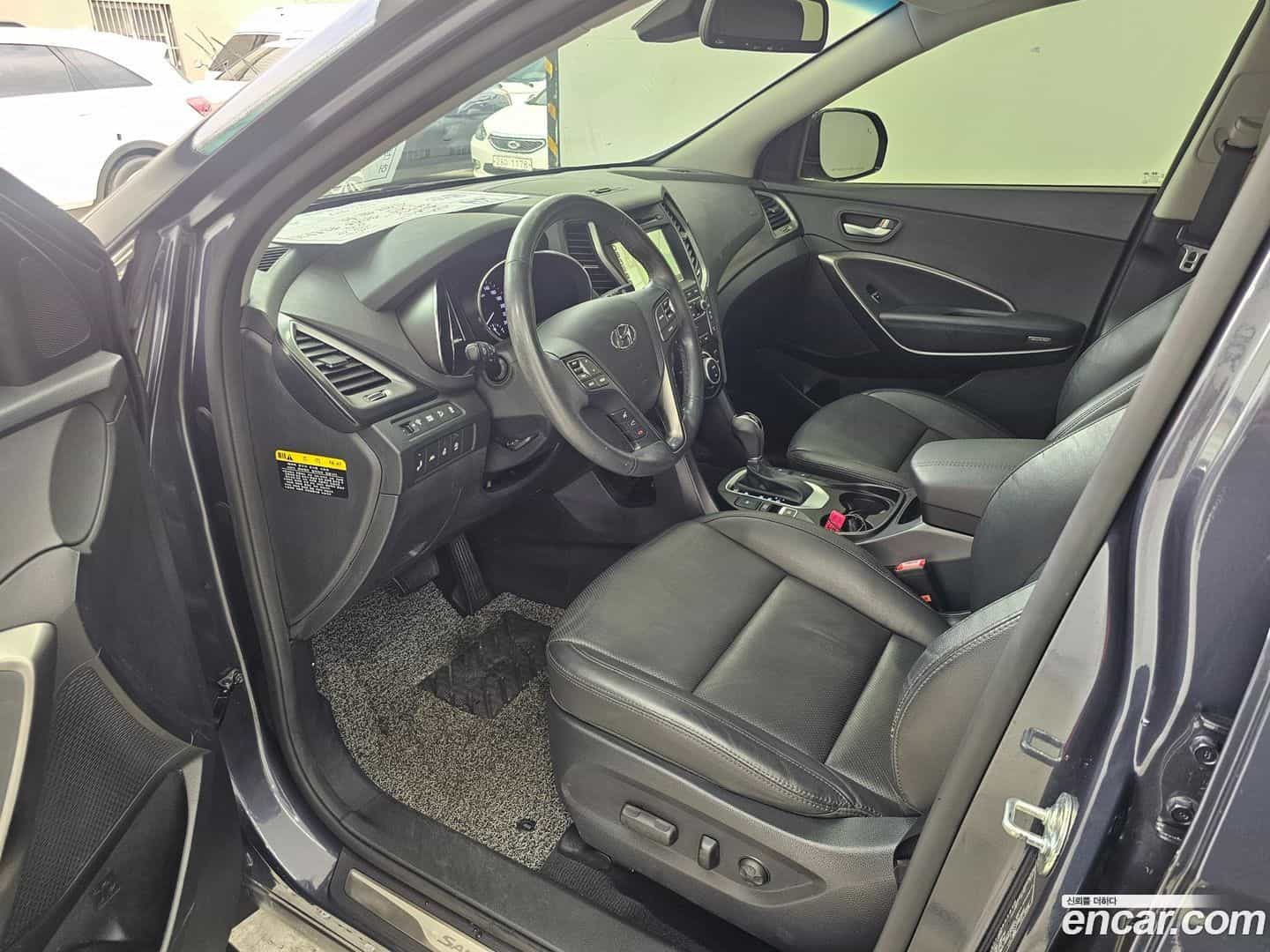 Santafe Hyundai 2015.9-INNER-010