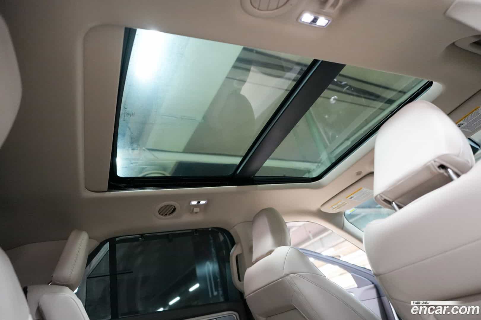Explorer Ford 2021.11-OPTION-023
