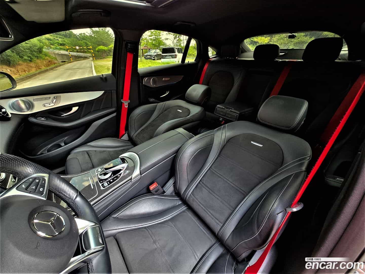 GLC-Class Mercedes-Benz 2019.11-OPTION-015