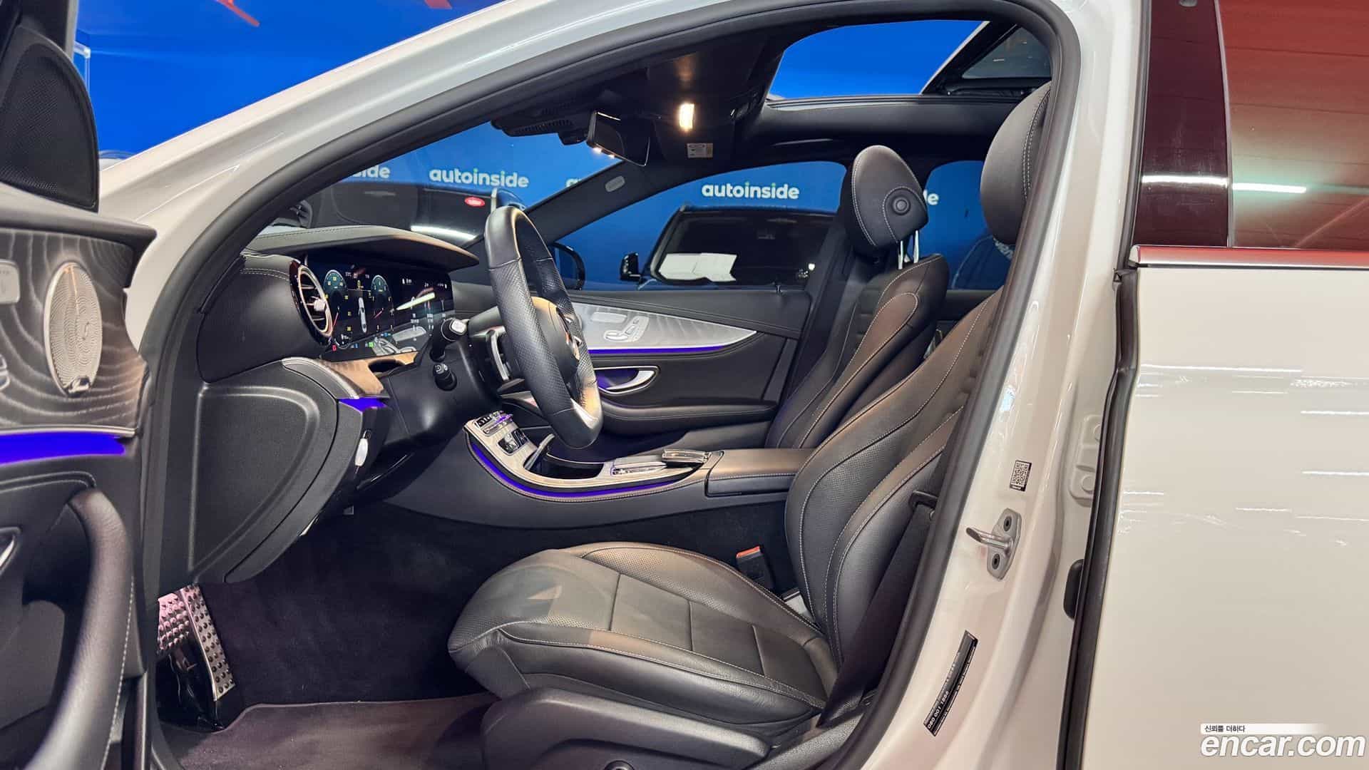 E-Class Mercedes-Benz 2022.7-INNER-007