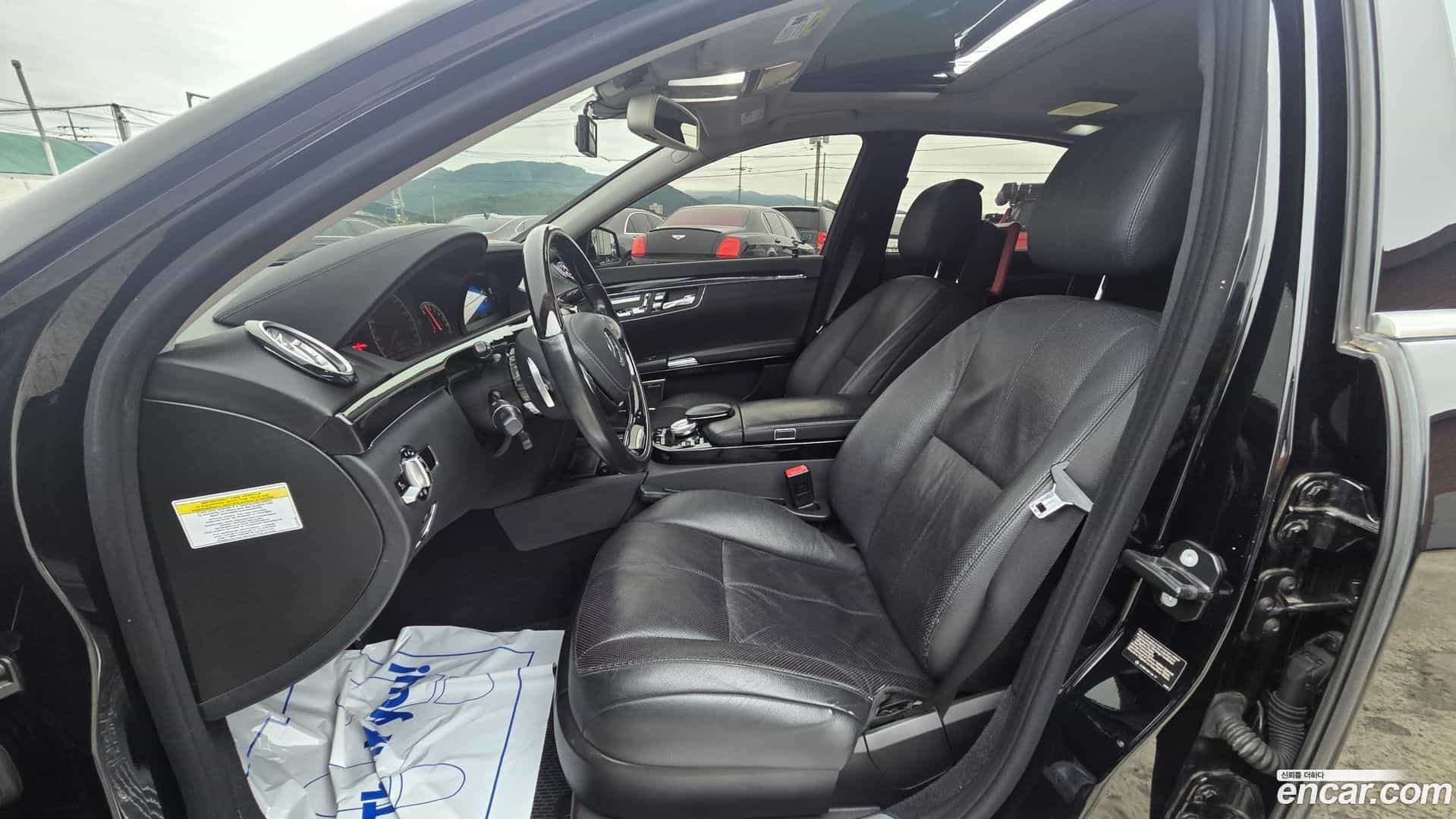 S-Class Mercedes-Benz 2008.11-INNER-010