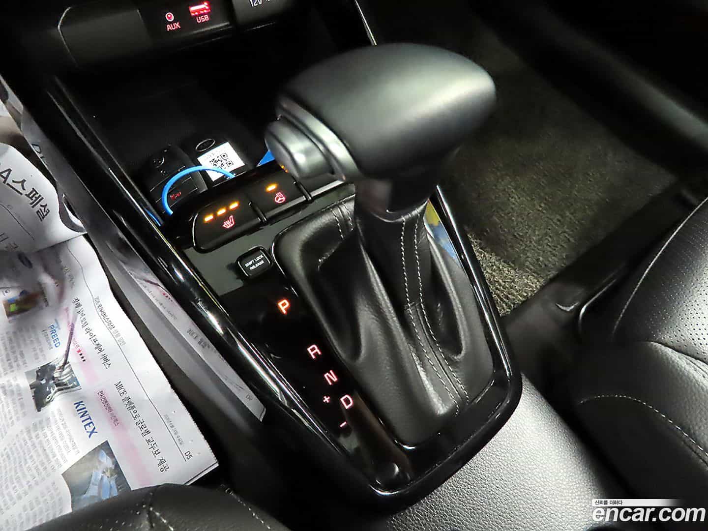 Stonic Kia 2018.0-INNER-009