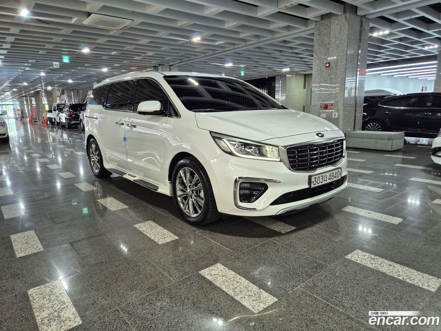 Main__Slider__Photo:Canival Kia 2020.4-0