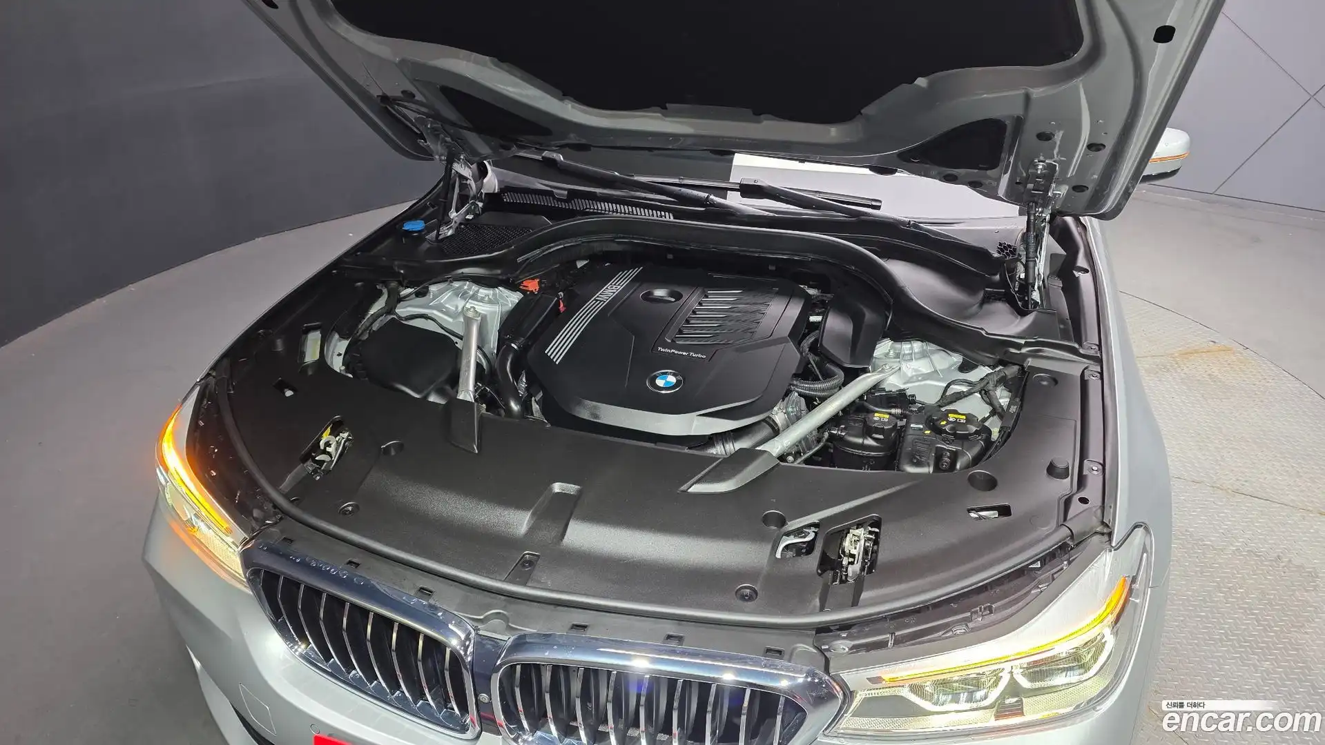 Gran Turismo BMW 2020.4-OUTER-006