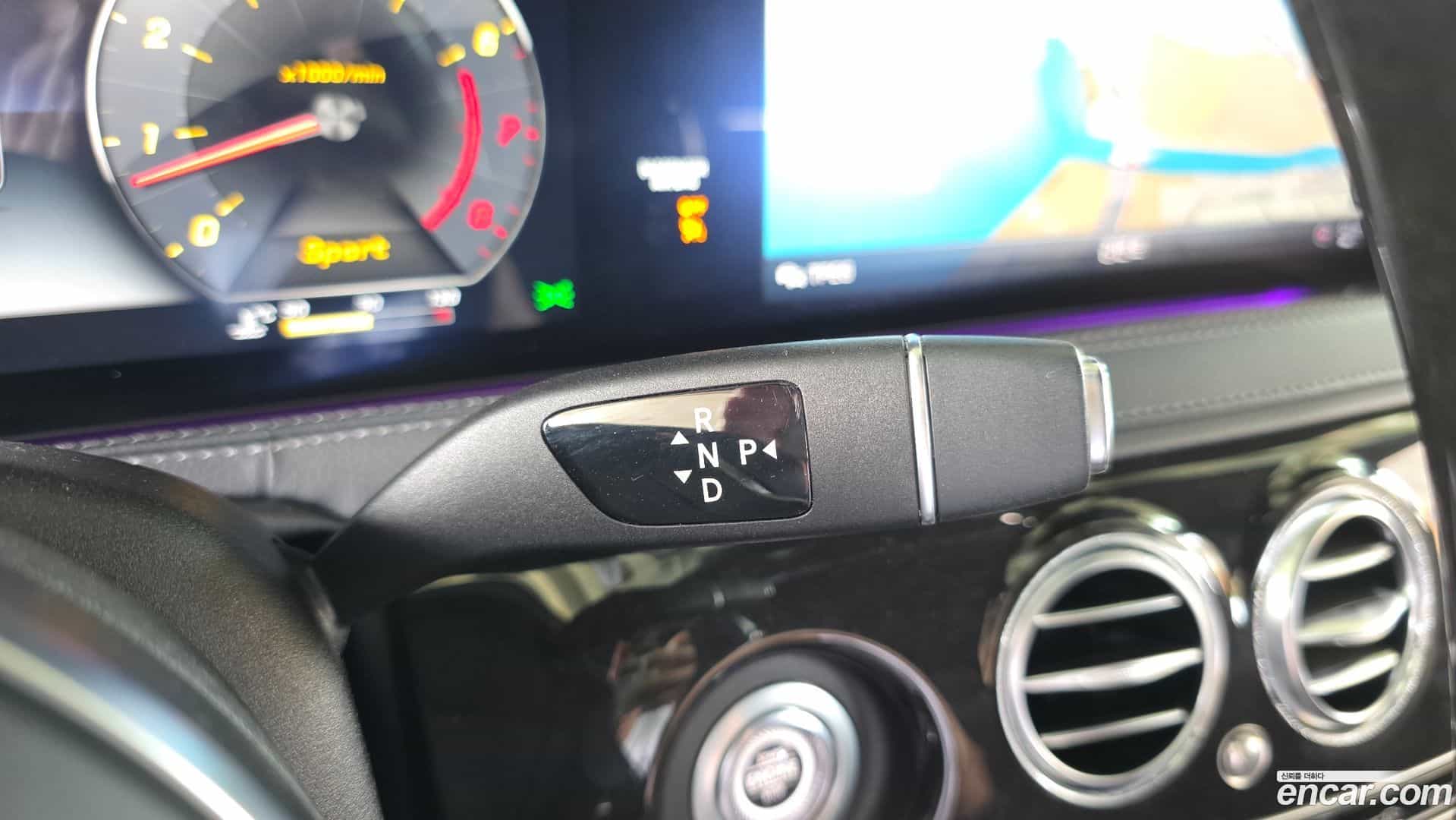 S-Class Mercedes-Benz 2019.6-INNER-009
