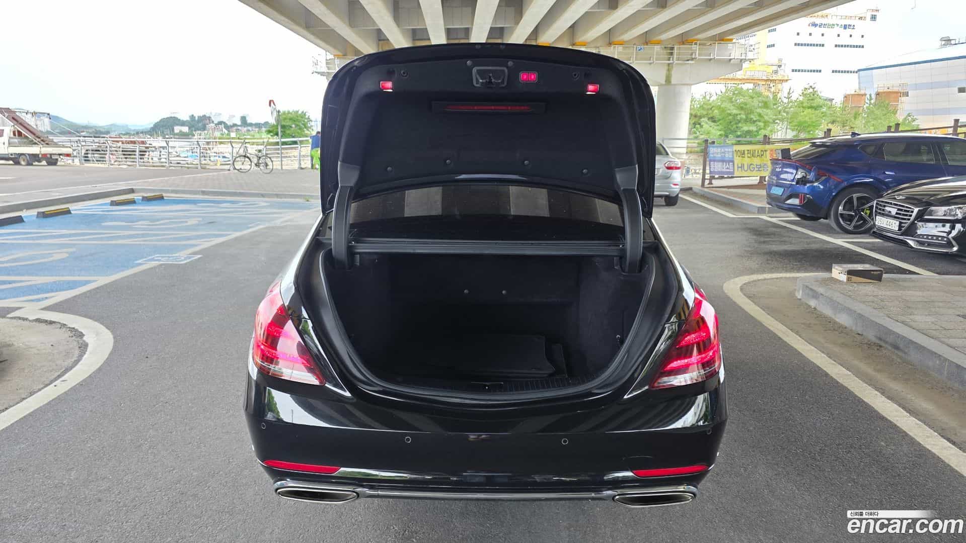 S-Class Mercedes-Benz 2019.6-OPTION-024