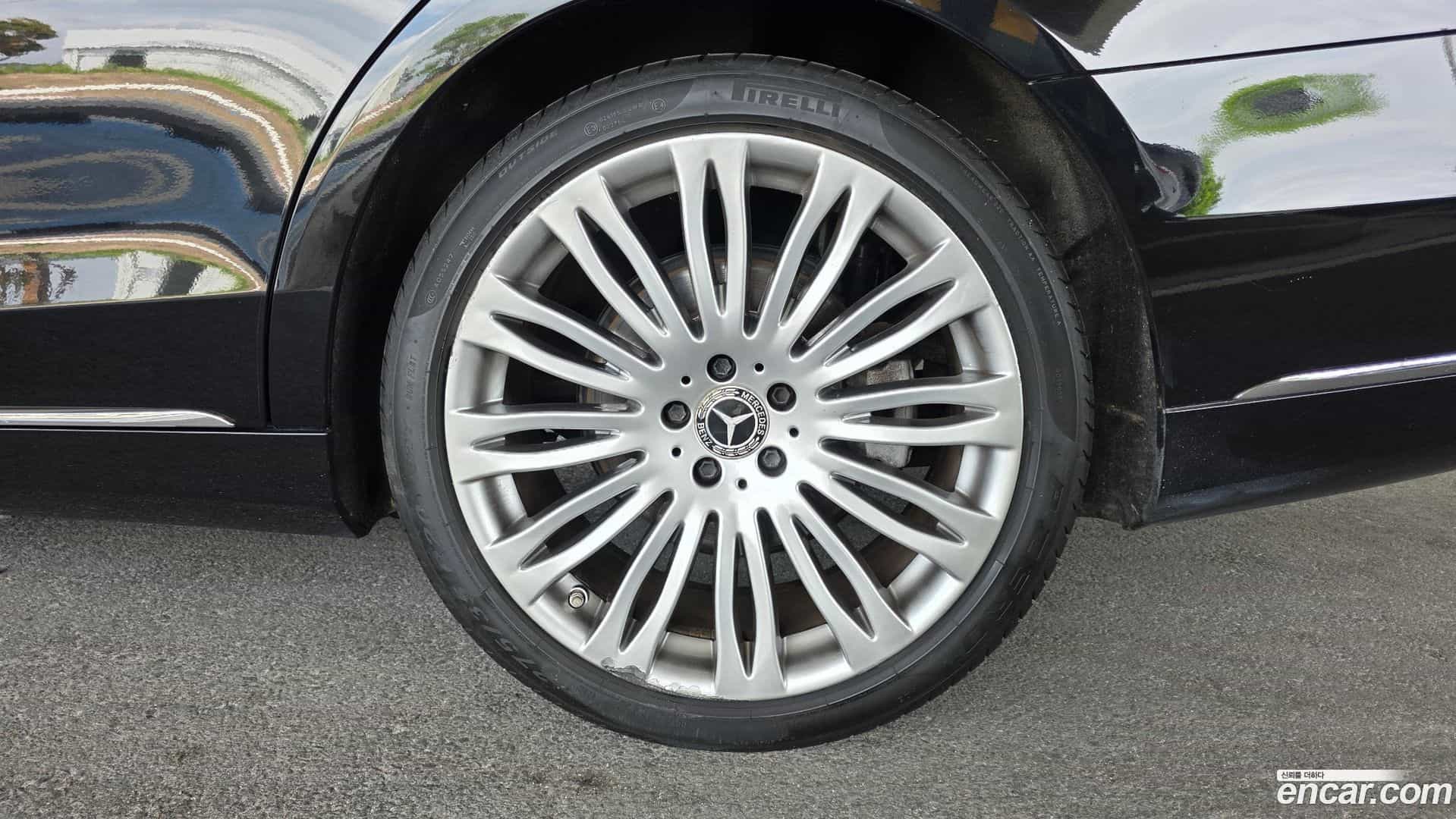 S-Class Mercedes-Benz 2019.6-OUTER-031