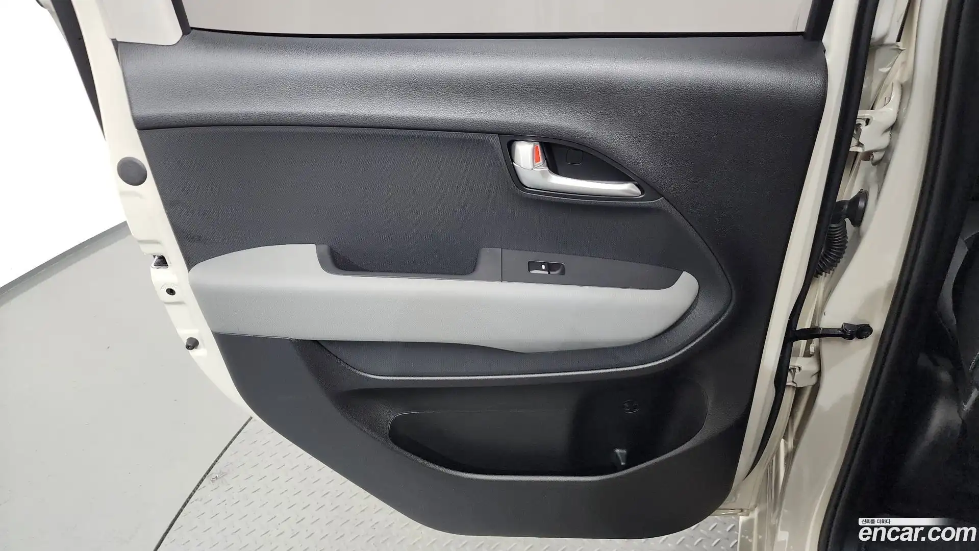 RAY Kia 2025.0-INNER-035