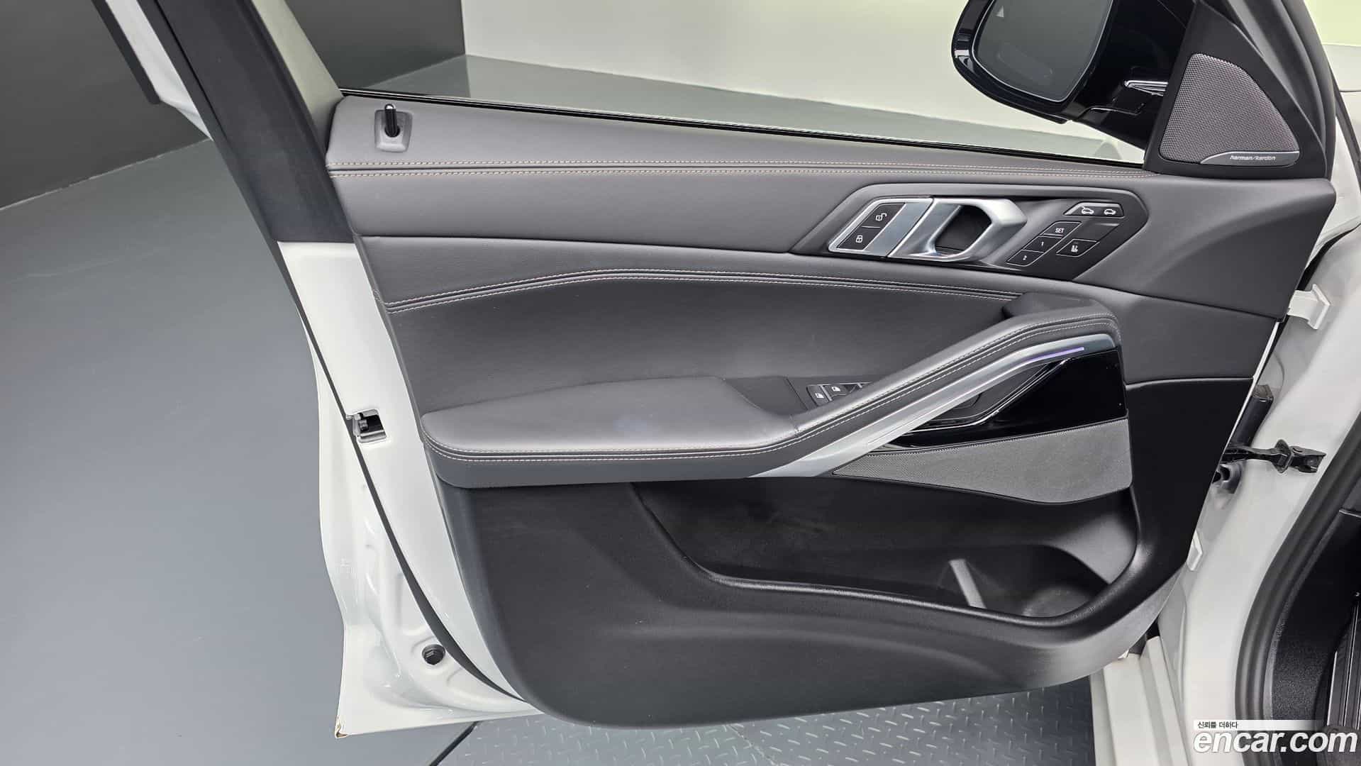 X6 BMW 2025.2-INNER-034