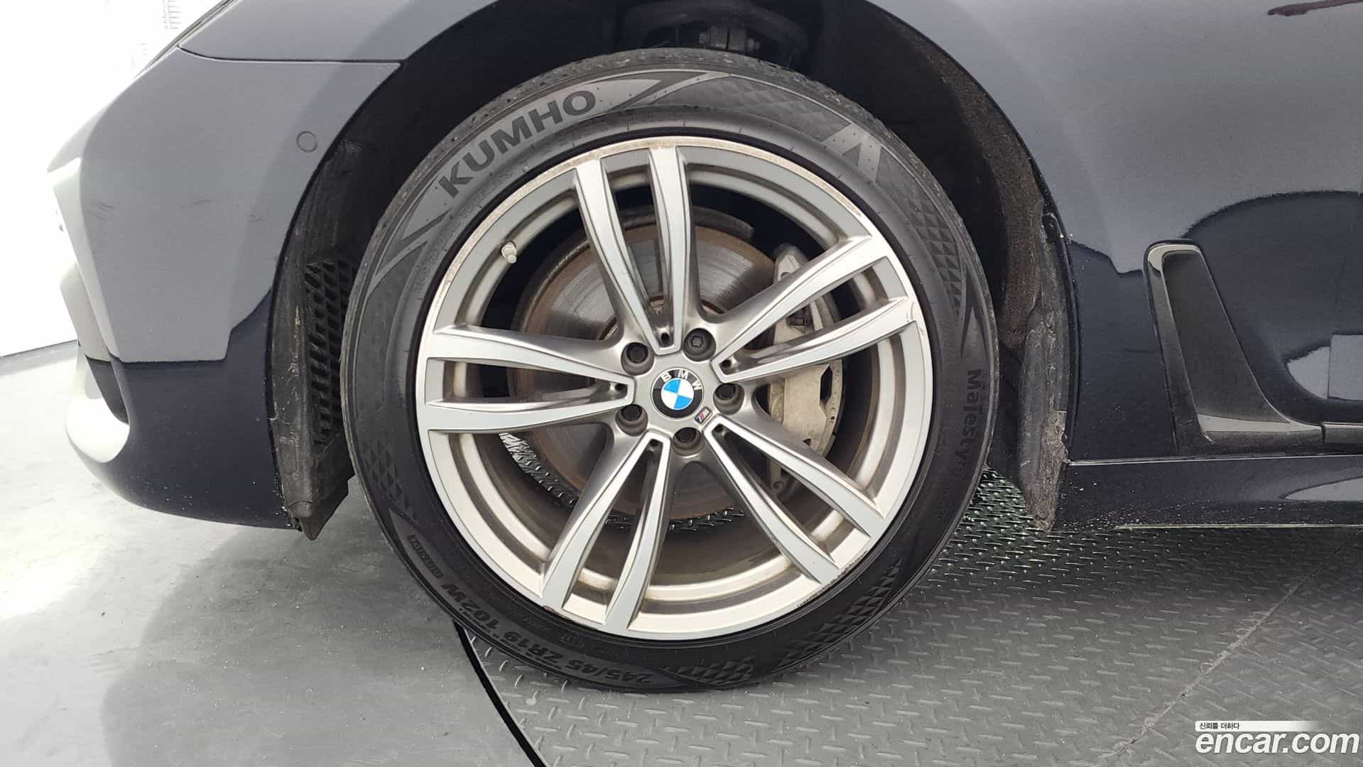 7-Series BMW 2017.4-OUTER-005