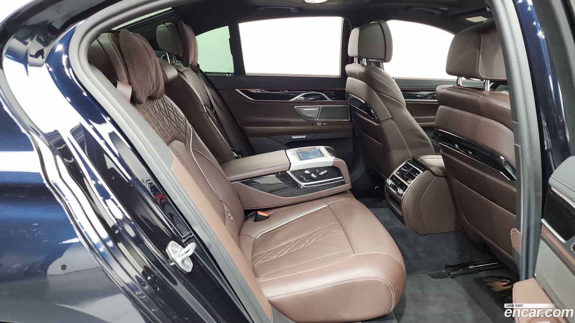7-Series BMW 2017.4-OPTION-015