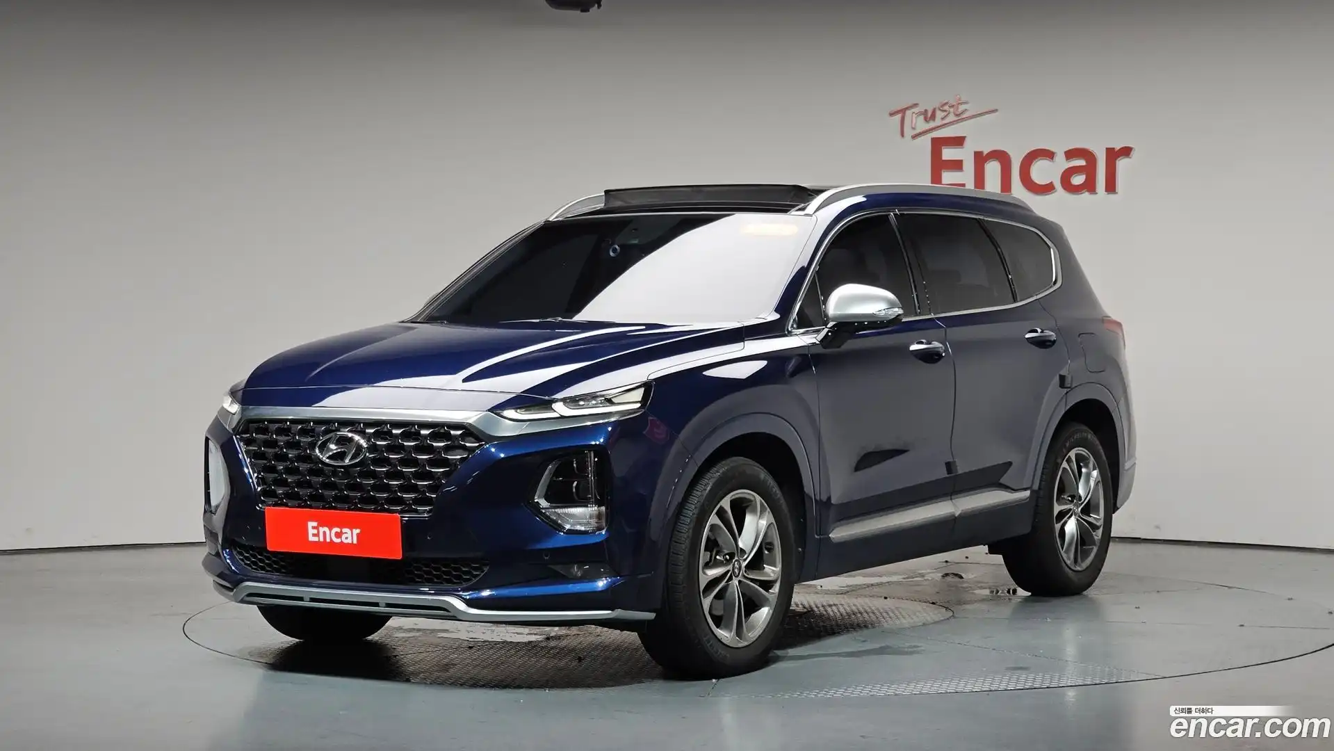 Santafe Hyundai 2019.2-THUMBNAIL-011