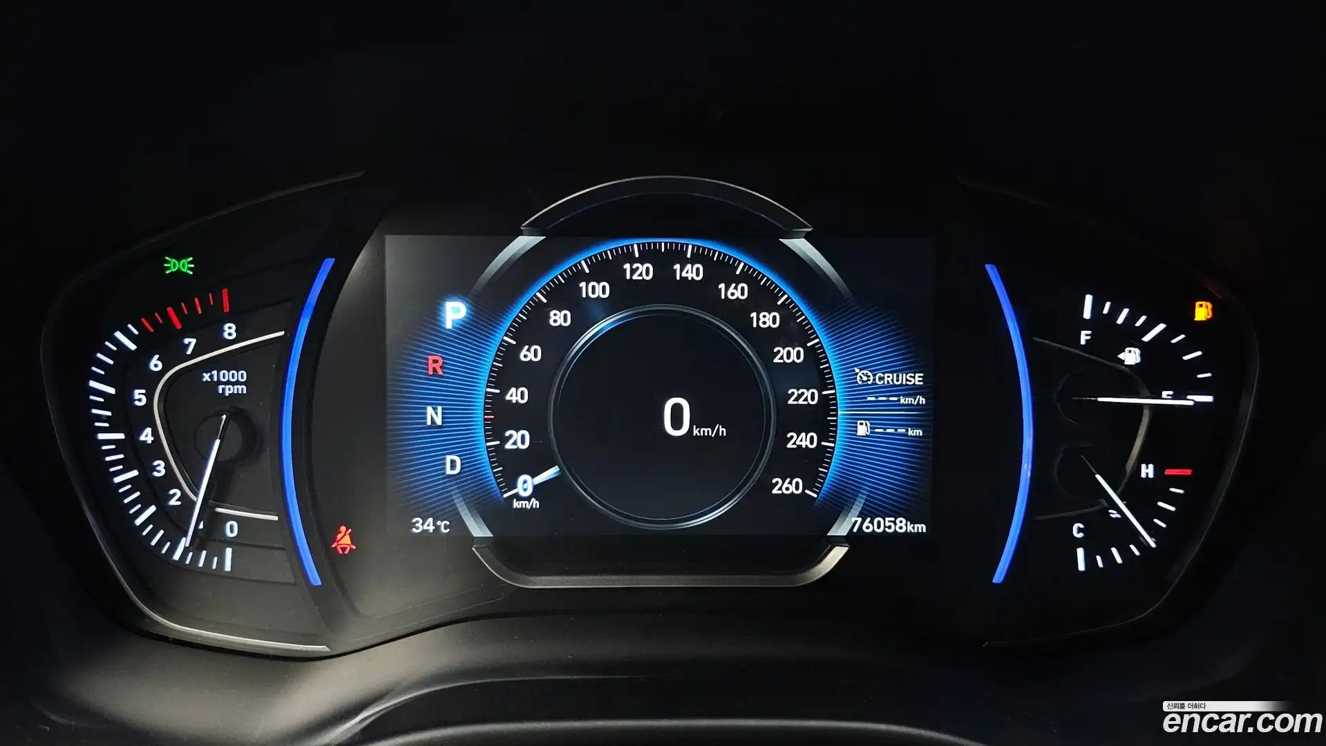 Santafe Hyundai 2019.2-INNER-008