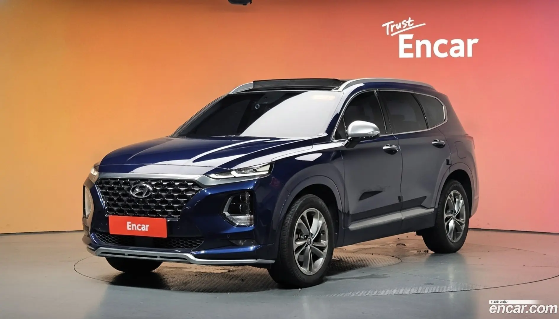 Main__Slider__Photo:Santafe Hyundai 2019.2-0