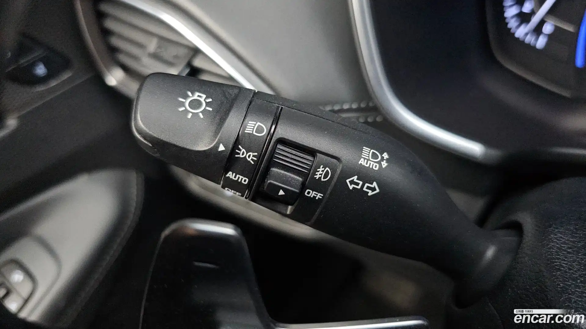 Santafe Hyundai 2019.2-OPTION-042