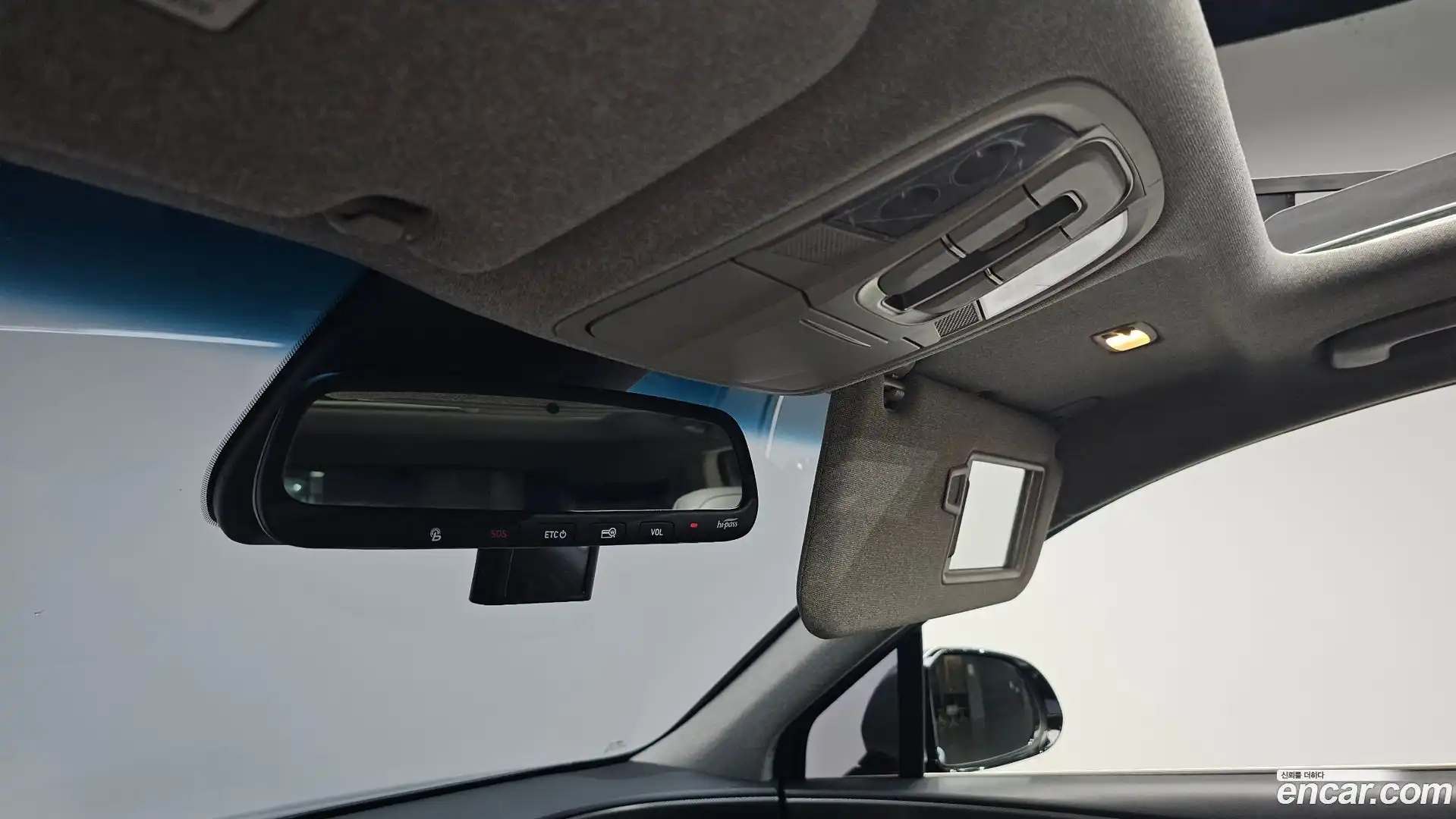 Santafe Hyundai 2019.2-OPTION-045