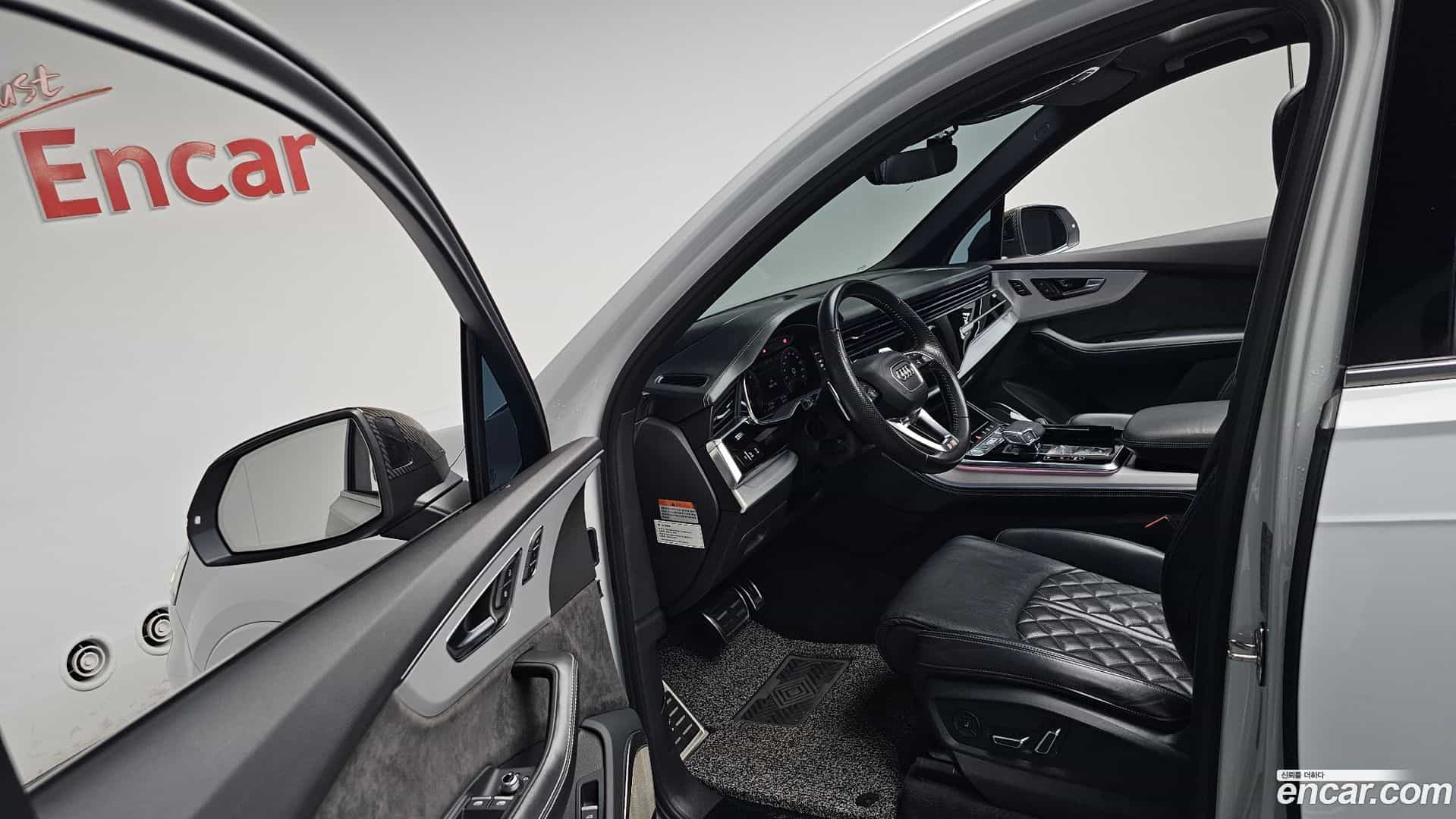 Q7 Audi 2020.6-INNER-010