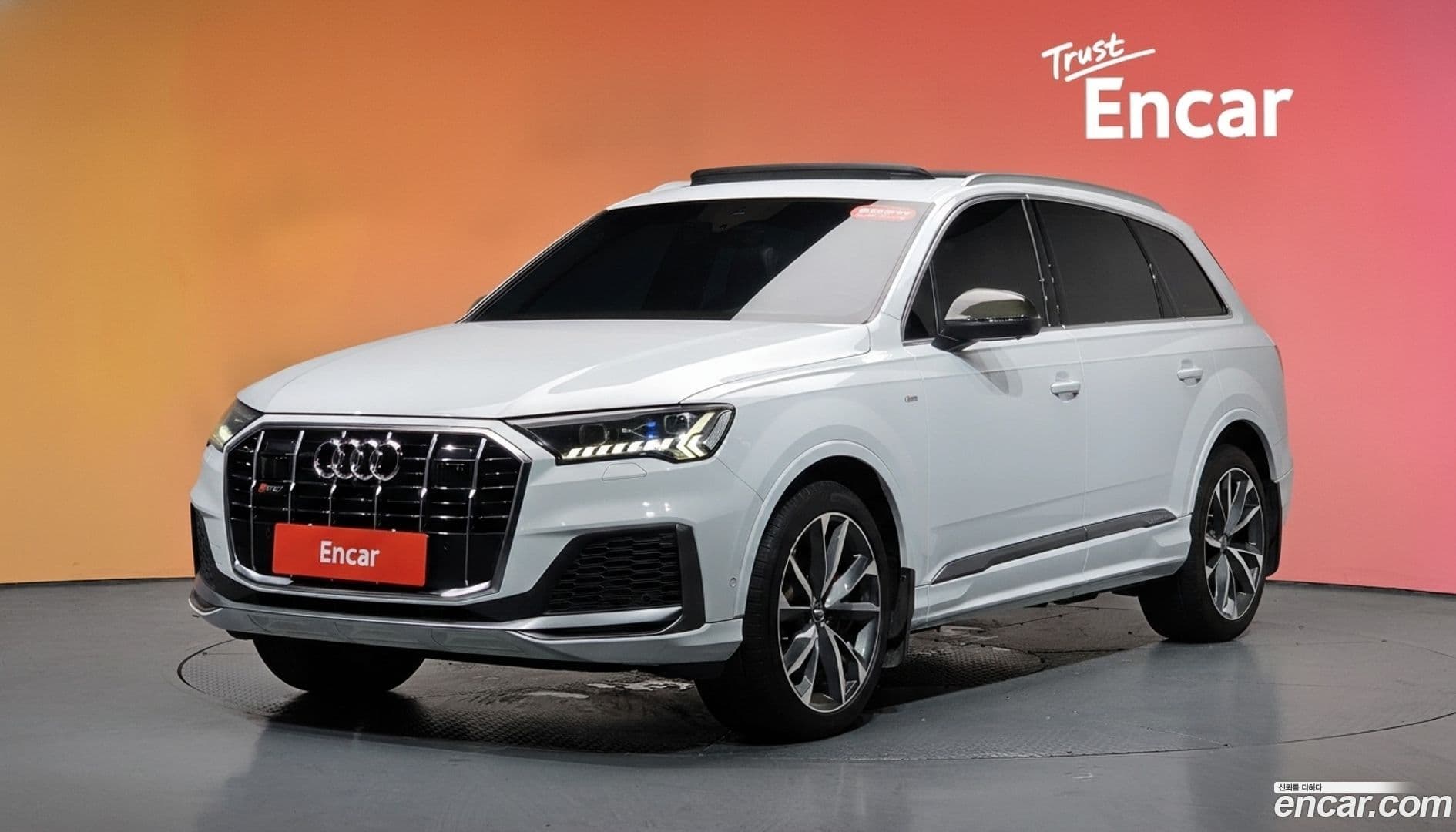 Main__Slider__Photo:Q7 Audi 2020.6-0