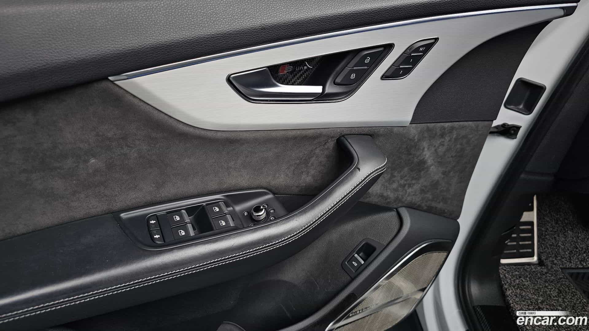 Q7 Audi 2020.6-OPTION-048