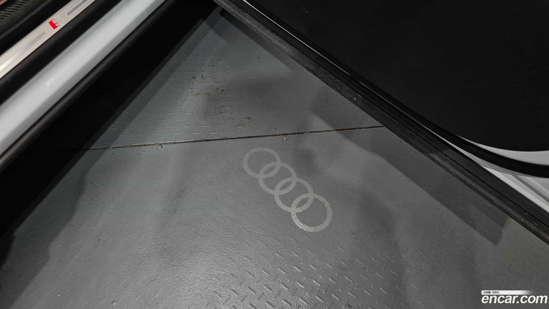 Q7 Audi 2020.6-OPTION-052