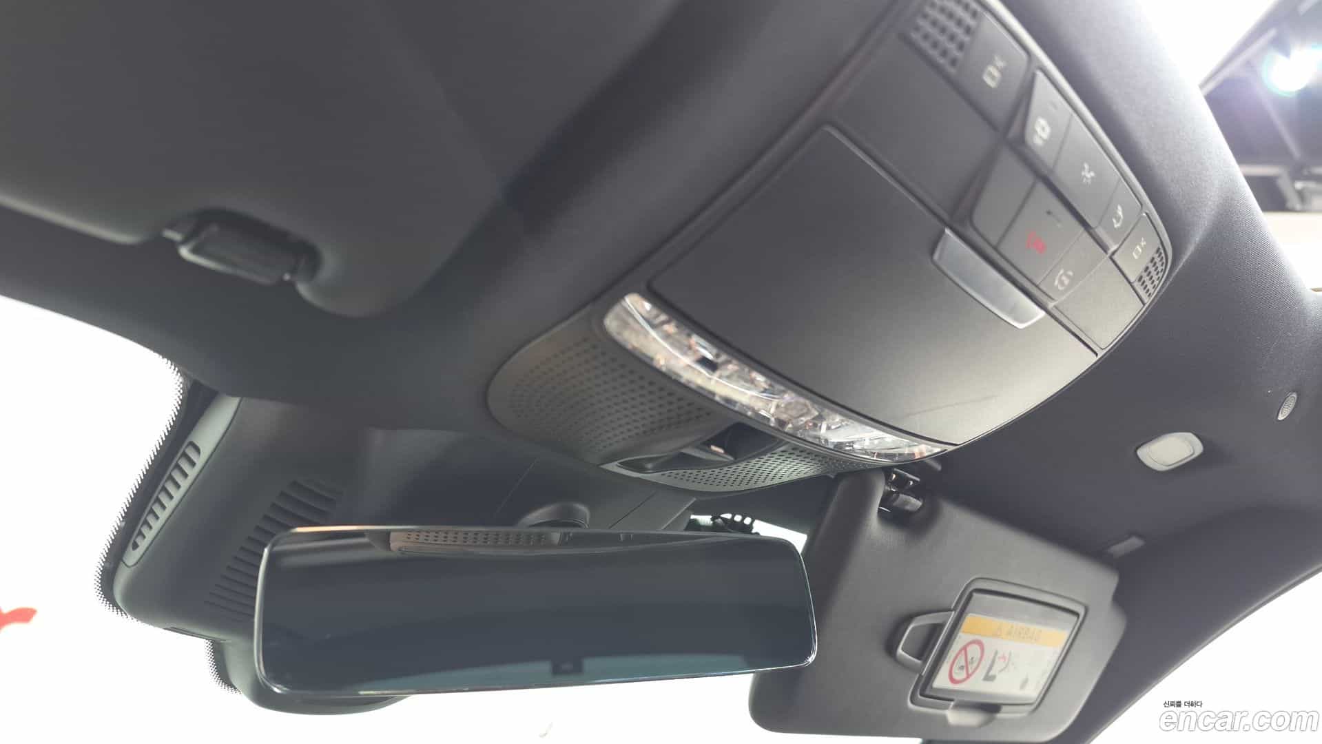 E-Class Mercedes-Benz 2021.0-OPTION-024
