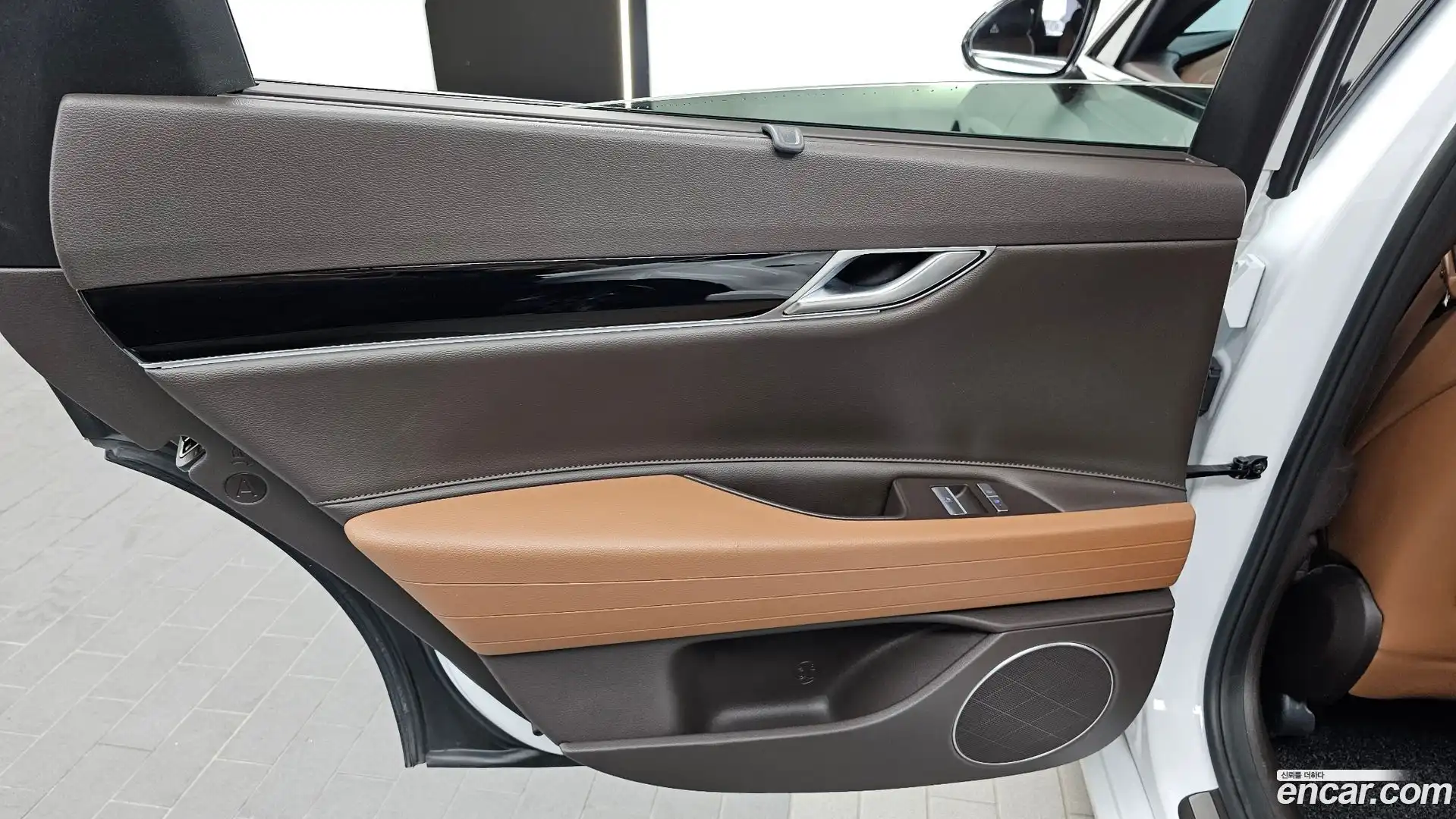 G80 Genesis 2021.6-INNER-035