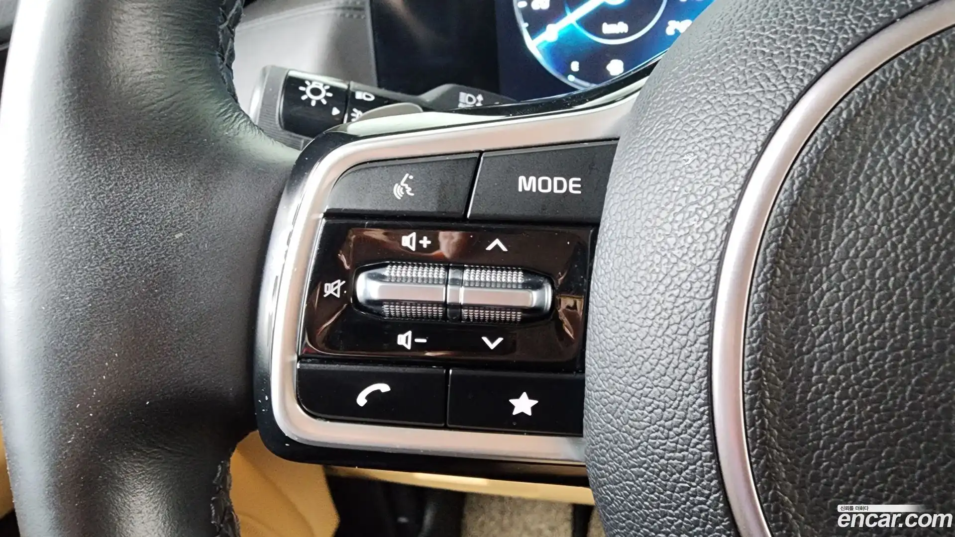 Canival Kia 2022.7-OPTION-020