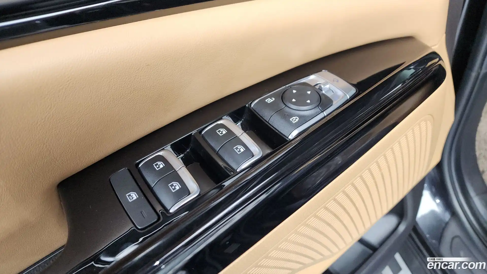 Canival Kia 2022.7-OPTION-043
