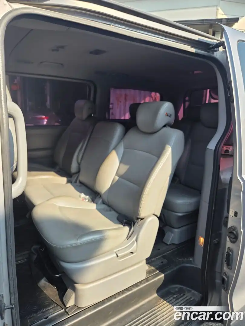 Starex Hyundai 2019.3-INNER-007