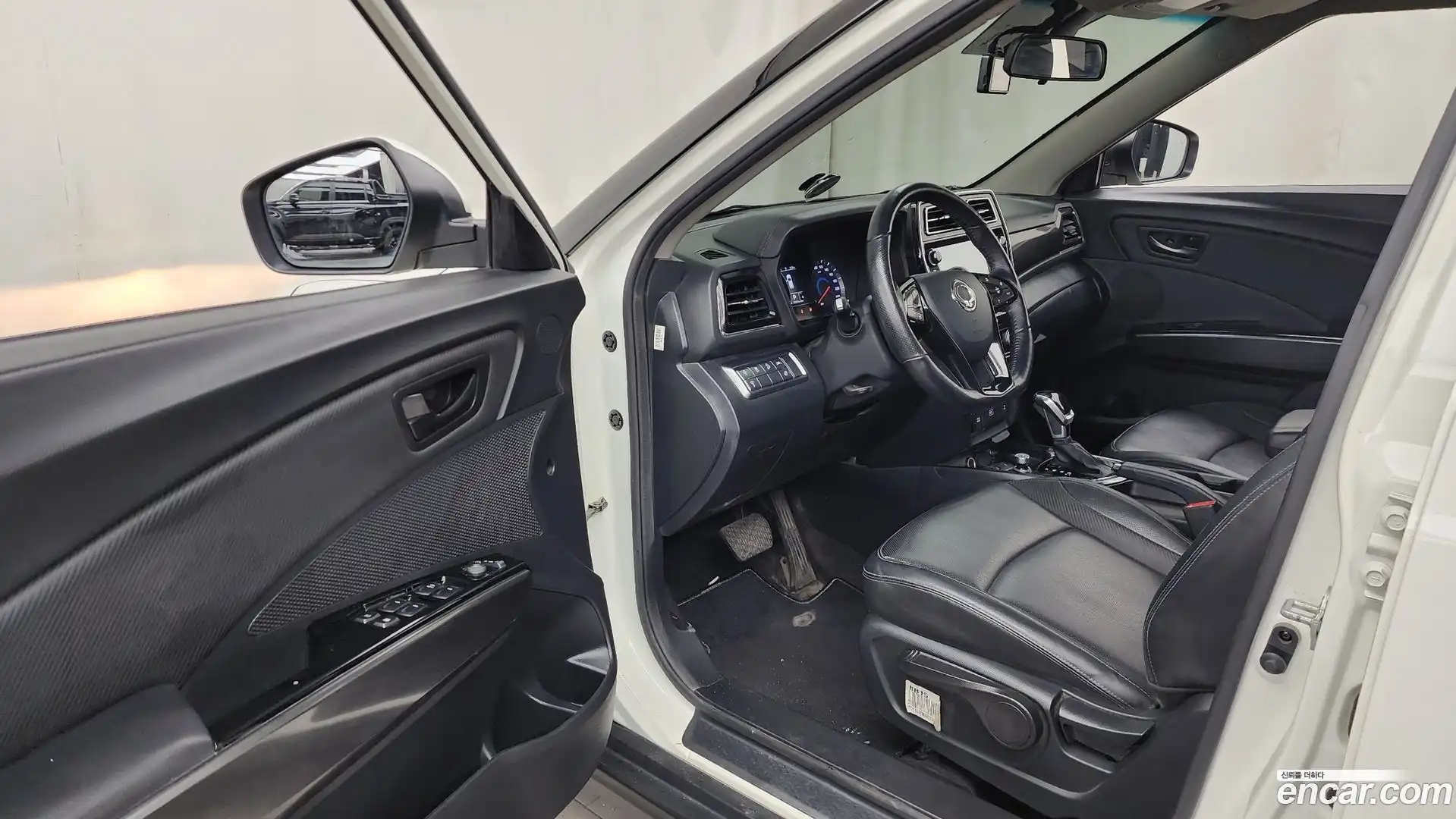 TIBOLI KG Mobility 2020.5-INNER-010