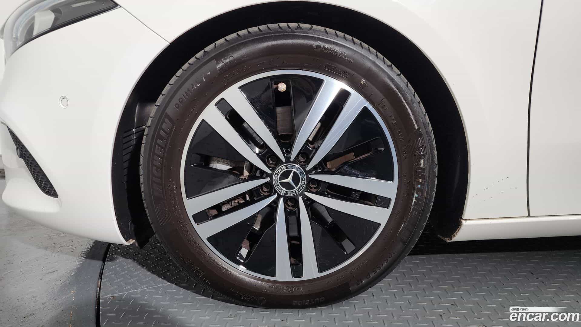 A-Class Mercedes-Benz 2021.2-OUTER-005