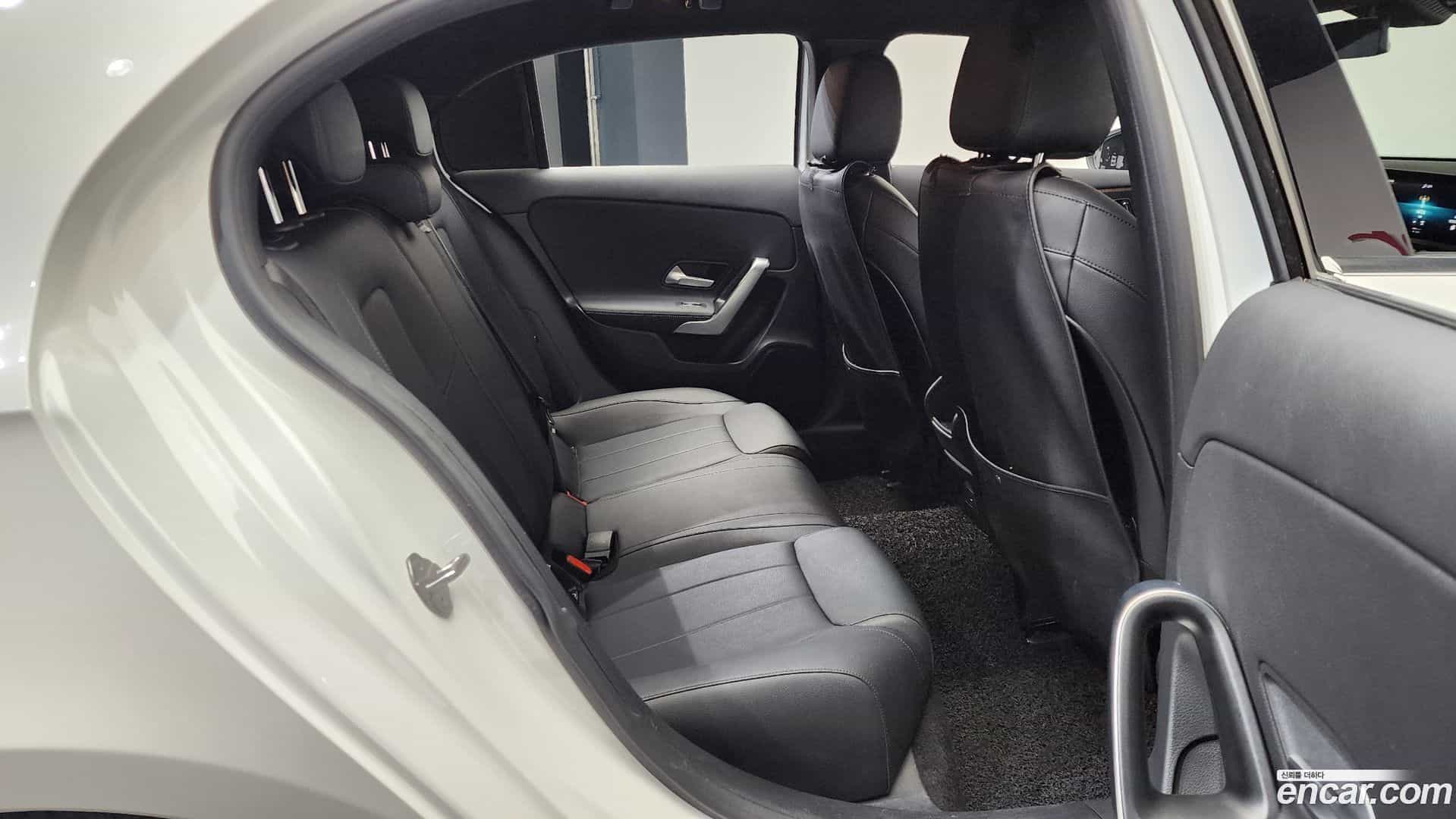 A-Class Mercedes-Benz 2021.2-OPTION-015