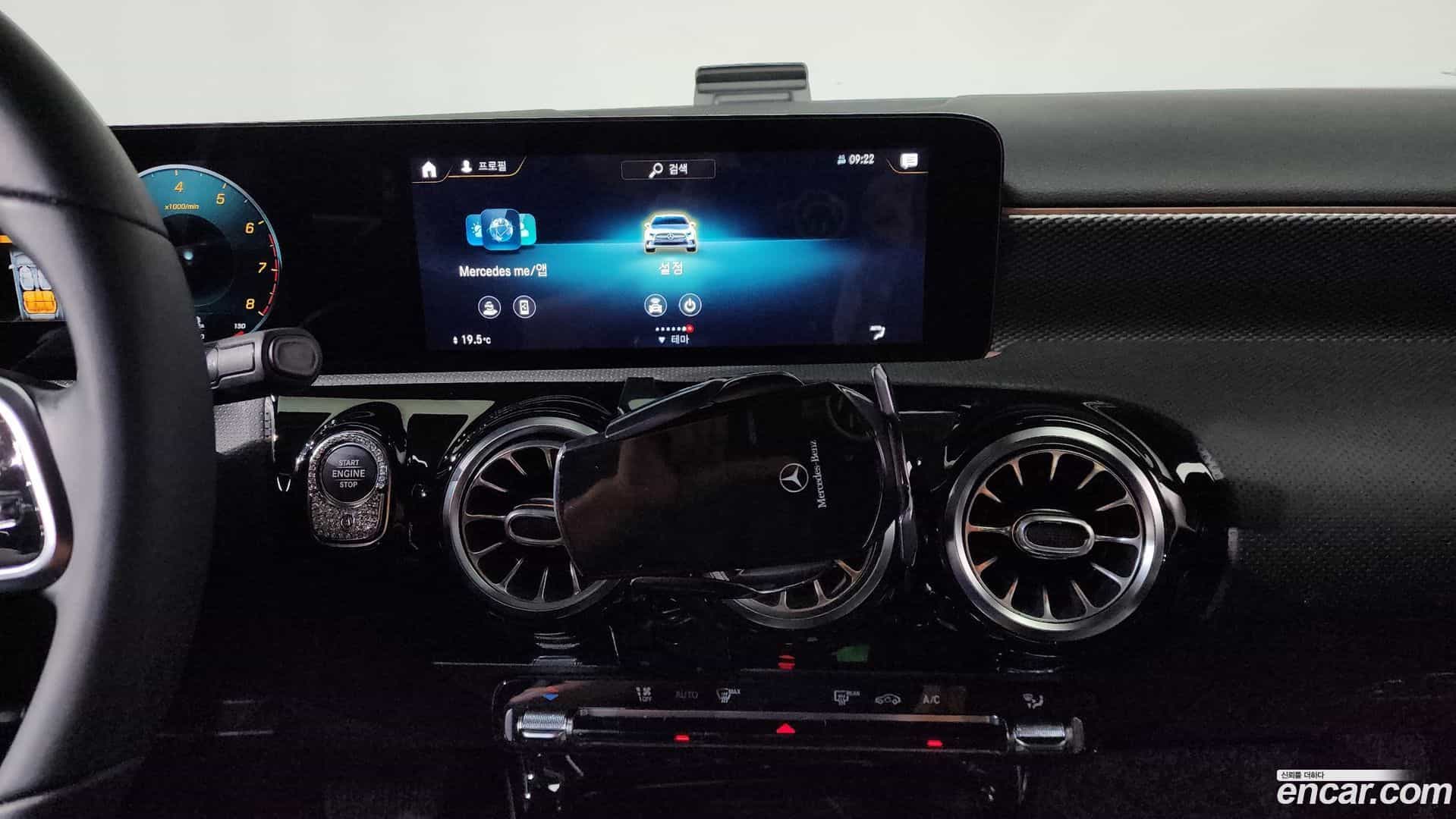 A-Class Mercedes-Benz 2021.2-OPTION-017