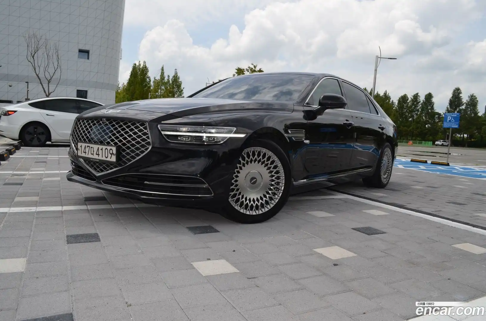 G90 Genesis 2019.6-OUTER-002